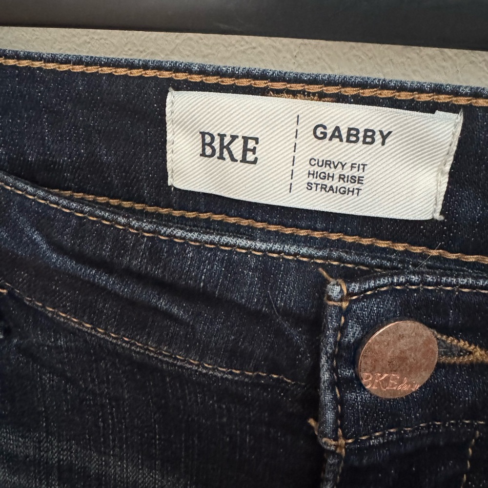 BKE BUCKLE CURVY STRAIGHT LEG HIGH RISE JEANS - Picture 3 of 9